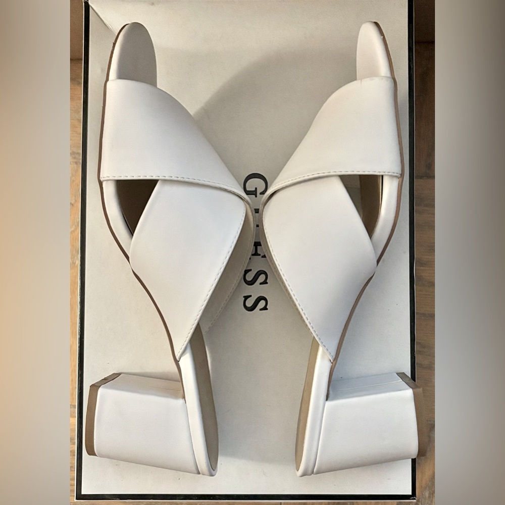 Guess-White Mules with Criss-Cross Straps-Size 9 - Picture 5 of 8